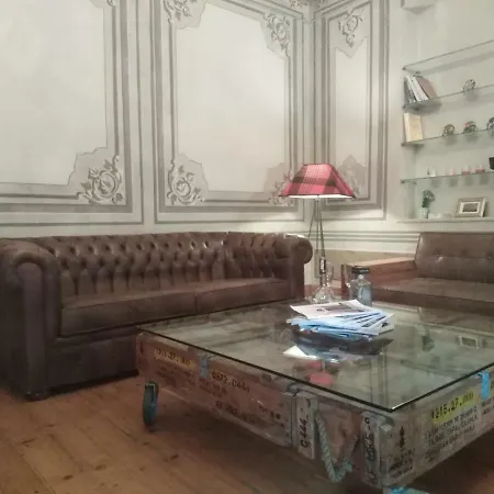 Διαμέρισμα Galata Antique French House